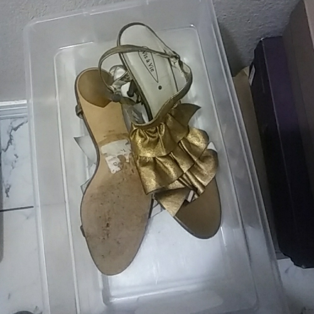 Sandal